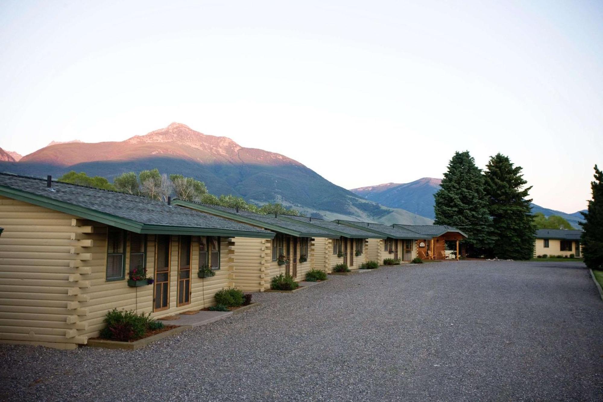 Yellowstone Valley Lodge, Ascend Hotel Collection Pray Zewnętrze zdjęcie
